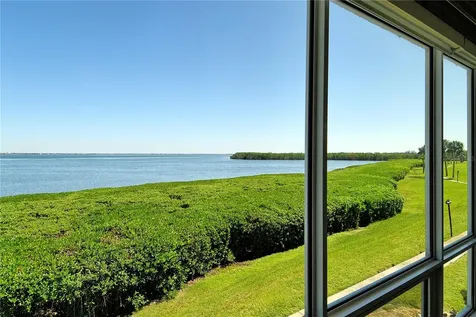 4900 Gulf Of Mexico Drive Longboat Key FL 34228