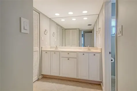 4900 Gulf Of Mexico Drive Longboat Key FL 34228