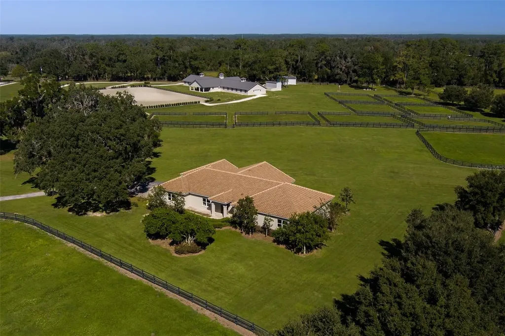15225 NW 112th Place Road Morriston FL 32668