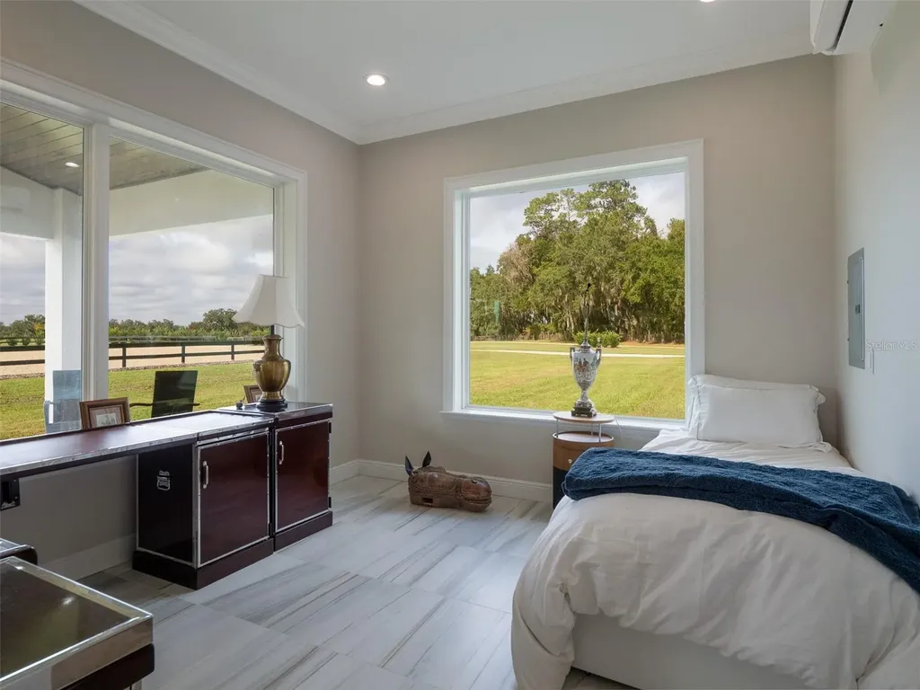 15225 NW 112th Place Road Morriston FL 32668