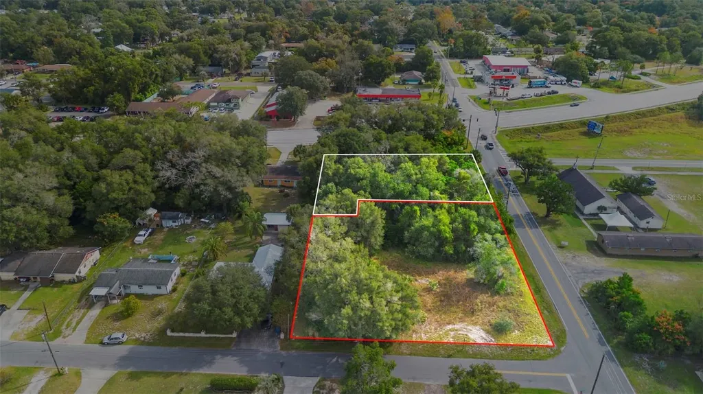 905 W Beresford Avenue Deland FL 32720