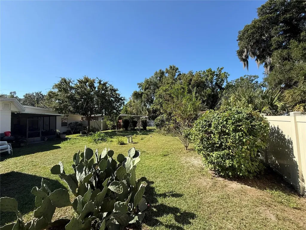 2200 Butler Street Leesburg FL 34748