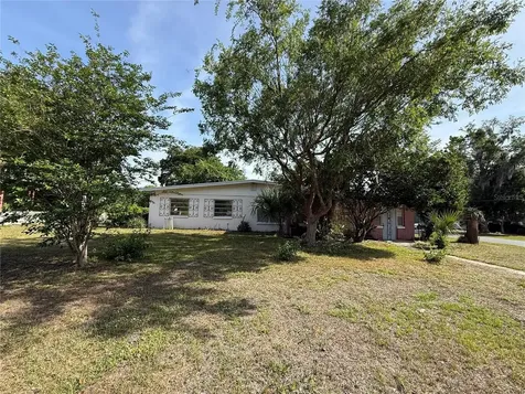 2200 Butler Street Leesburg FL 34748