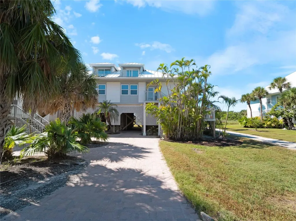 7104 Palm Island Drive Placida FL 33946