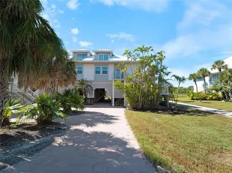 7104 Palm Island Drive Placida FL 33946