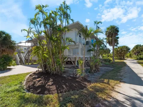 7104 Palm Island Drive Placida FL 33946