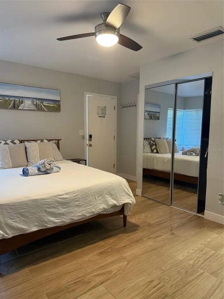 170 Roosevelt Drive Sarasota FL 34236