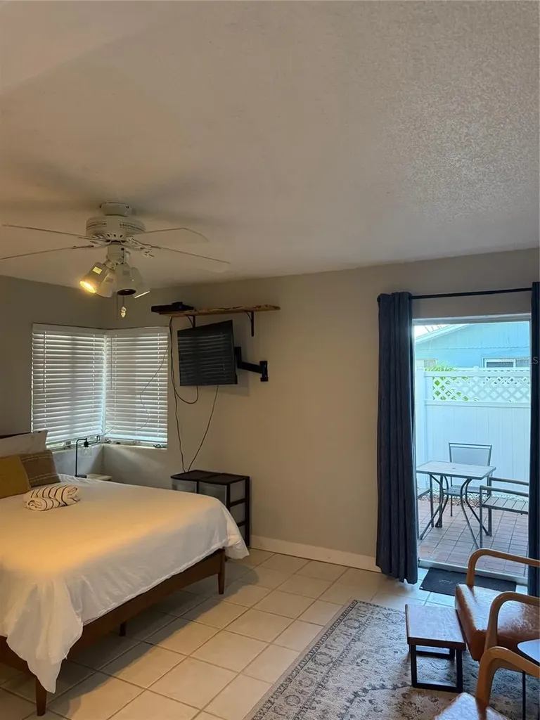 170 Roosevelt Drive Sarasota FL 34236