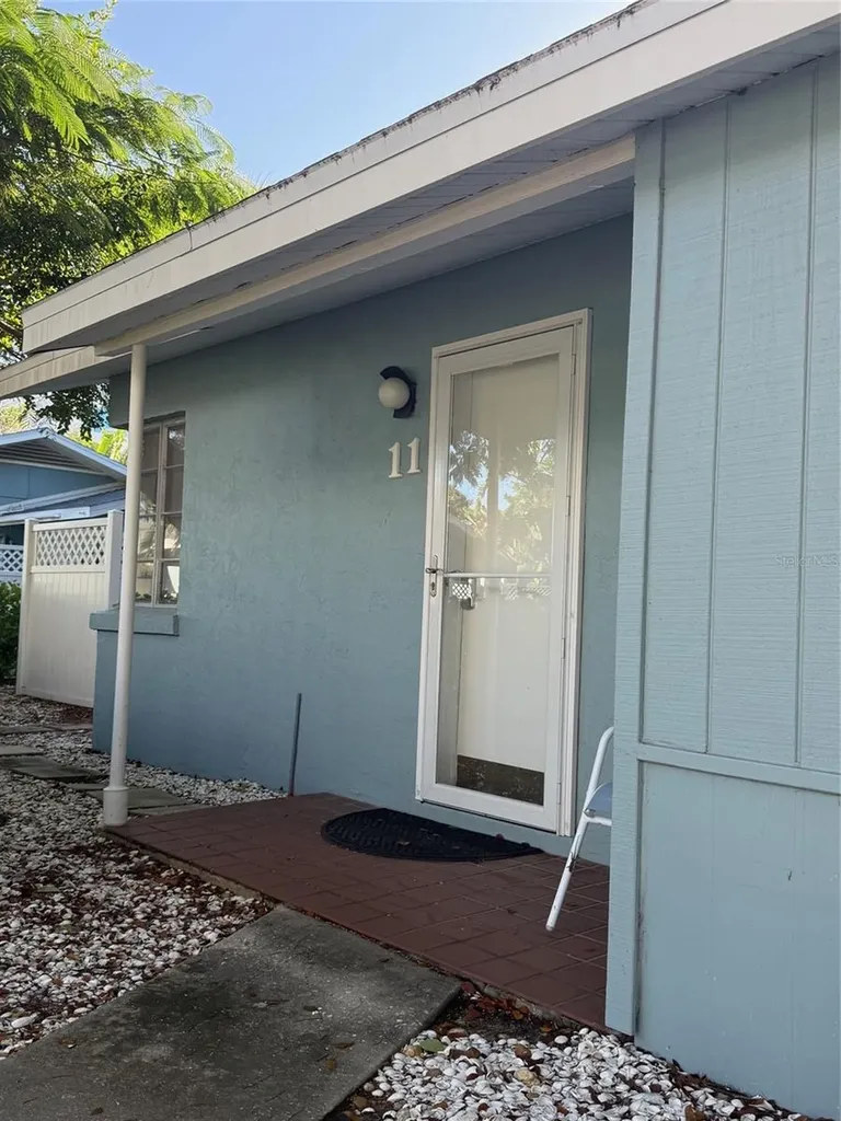 170 Roosevelt Drive Sarasota FL 34236