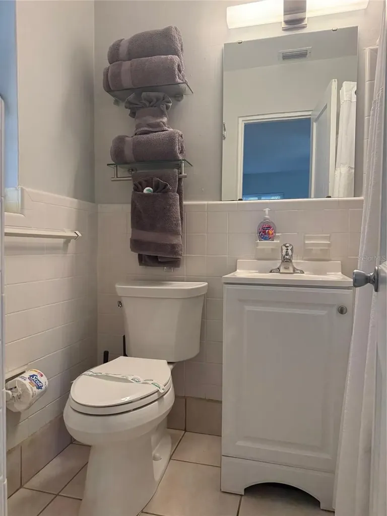 170 Roosevelt Drive Sarasota FL 34236
