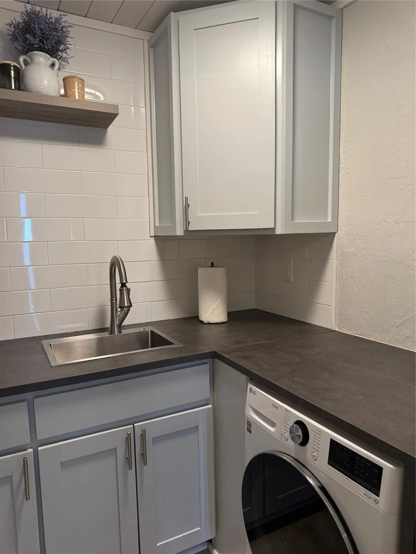 170 Roosevelt Drive Sarasota FL 34236