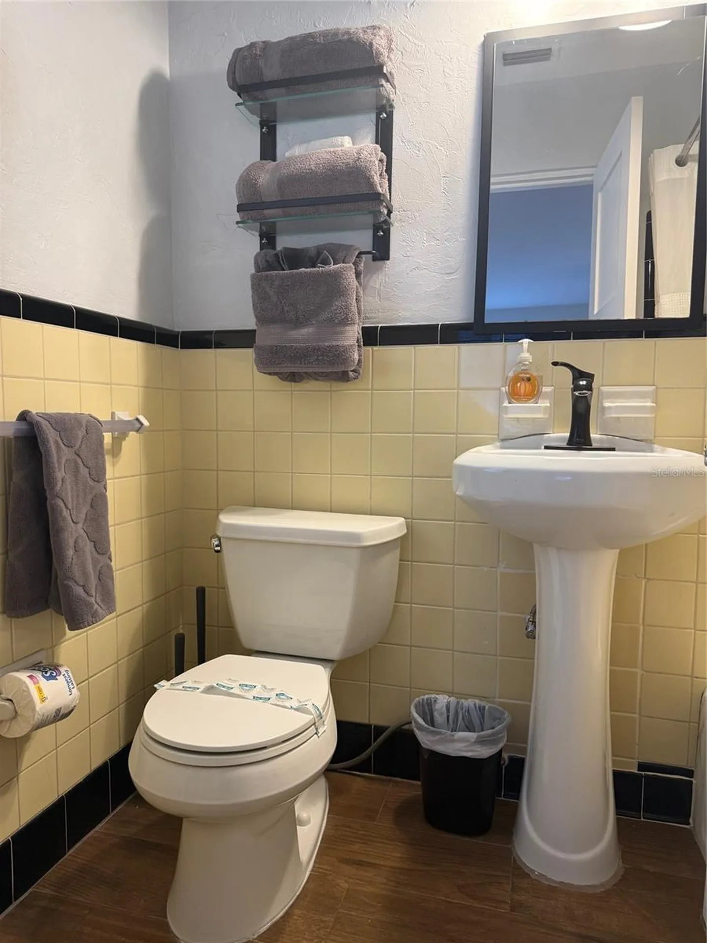 170 Roosevelt Drive Sarasota FL 34236