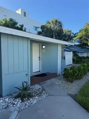 170 Roosevelt Drive Sarasota FL 34236