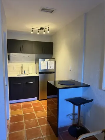 170 Roosevelt Drive Sarasota FL 34236