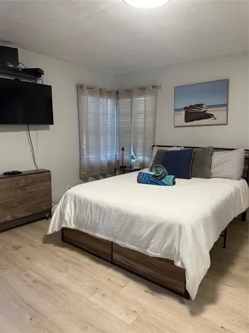 170 Roosevelt Drive Sarasota FL 34236