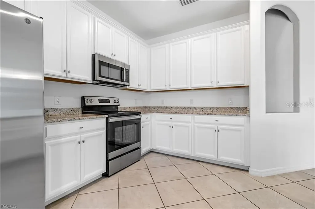 3296 Altimira Drive Fort Myers FL 33905