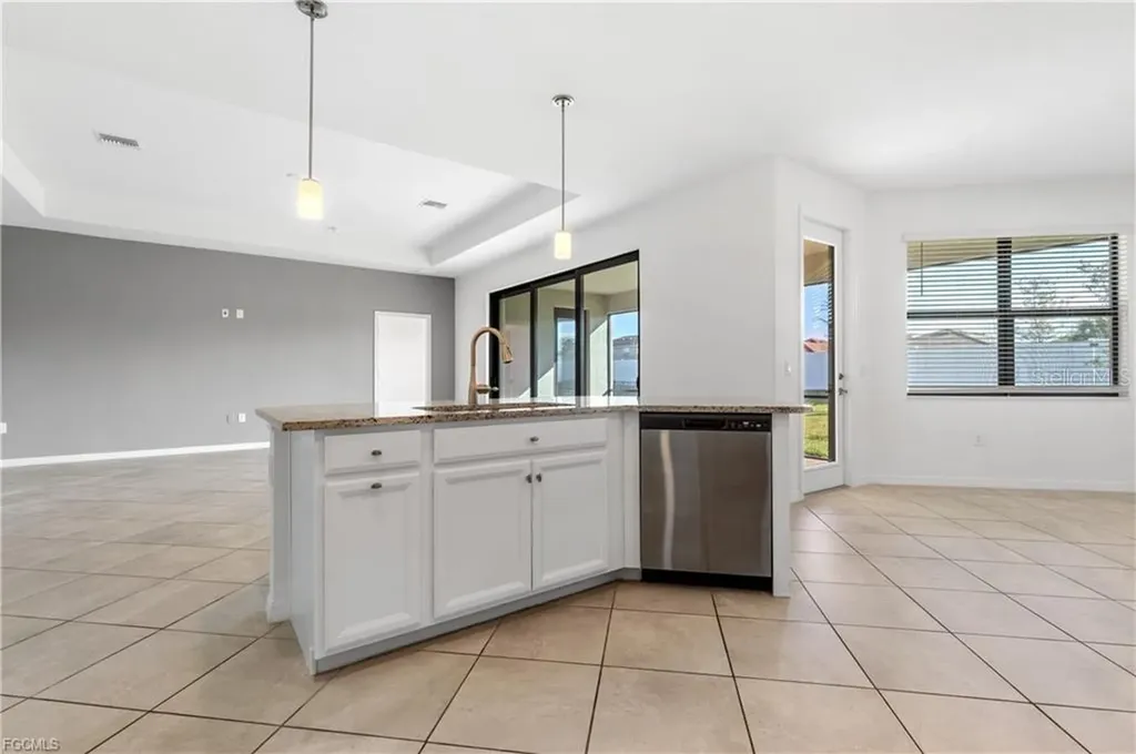 3296 Altimira Drive Fort Myers FL 33905