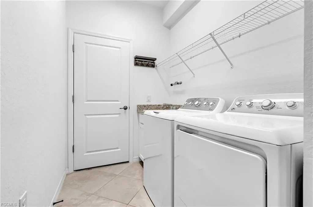 3296 Altimira Drive Fort Myers FL 33905