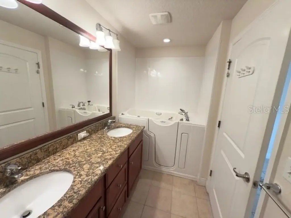 1083 David Walker Drive Tavares FL 32778