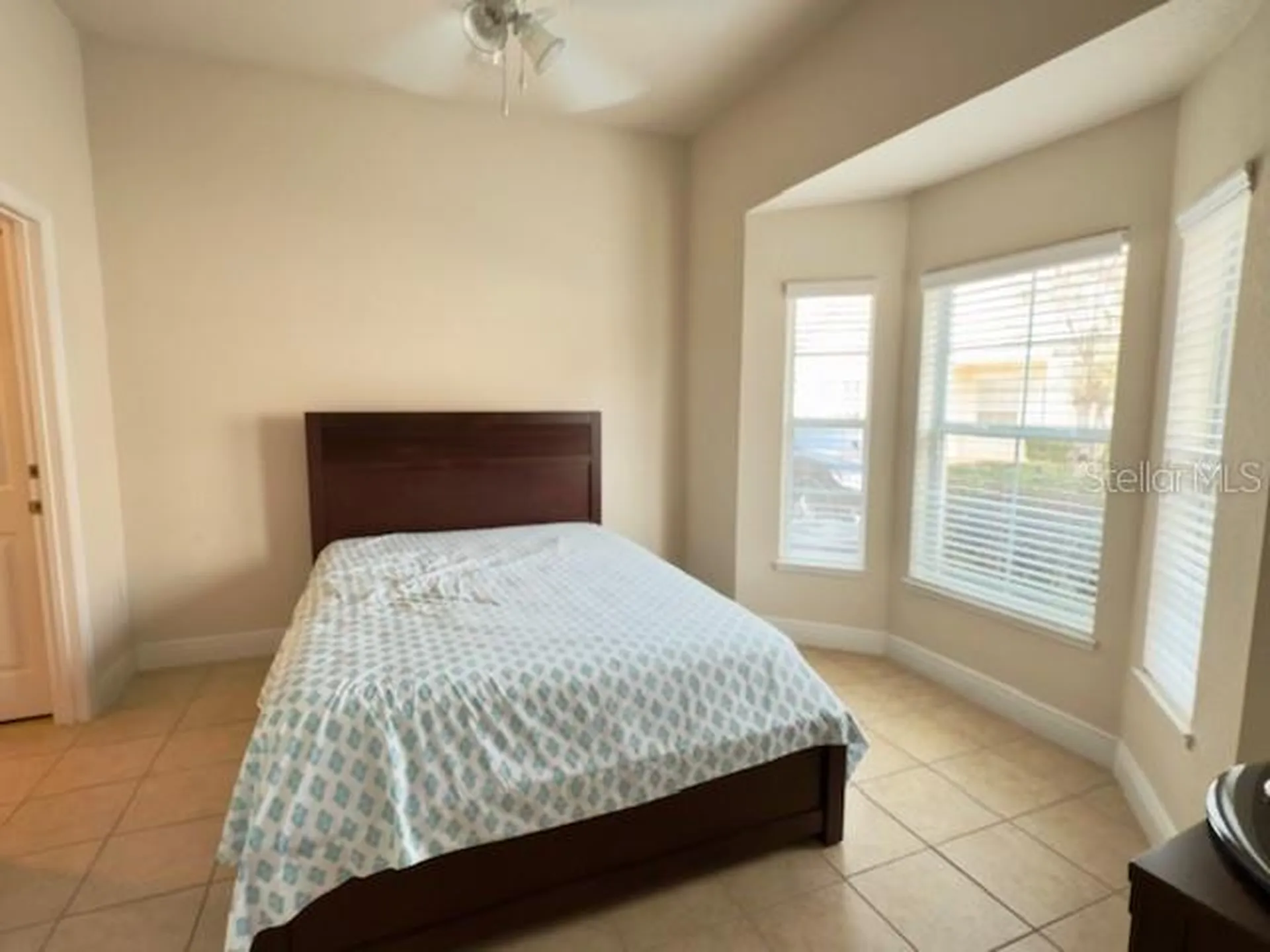 1083 David Walker Drive Tavares FL 32778