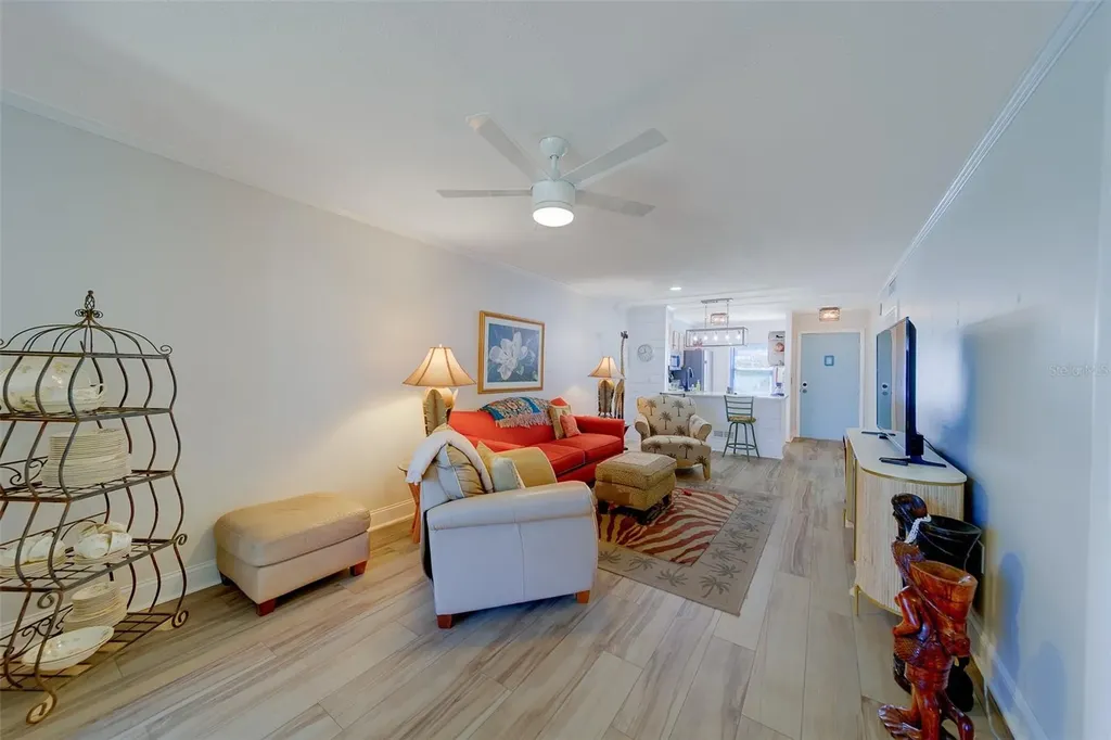 13827 Mission Oaks Boulevard Seminole FL 33776
