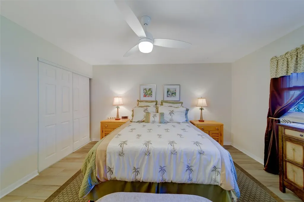 13827 Mission Oaks Boulevard Seminole FL 33776