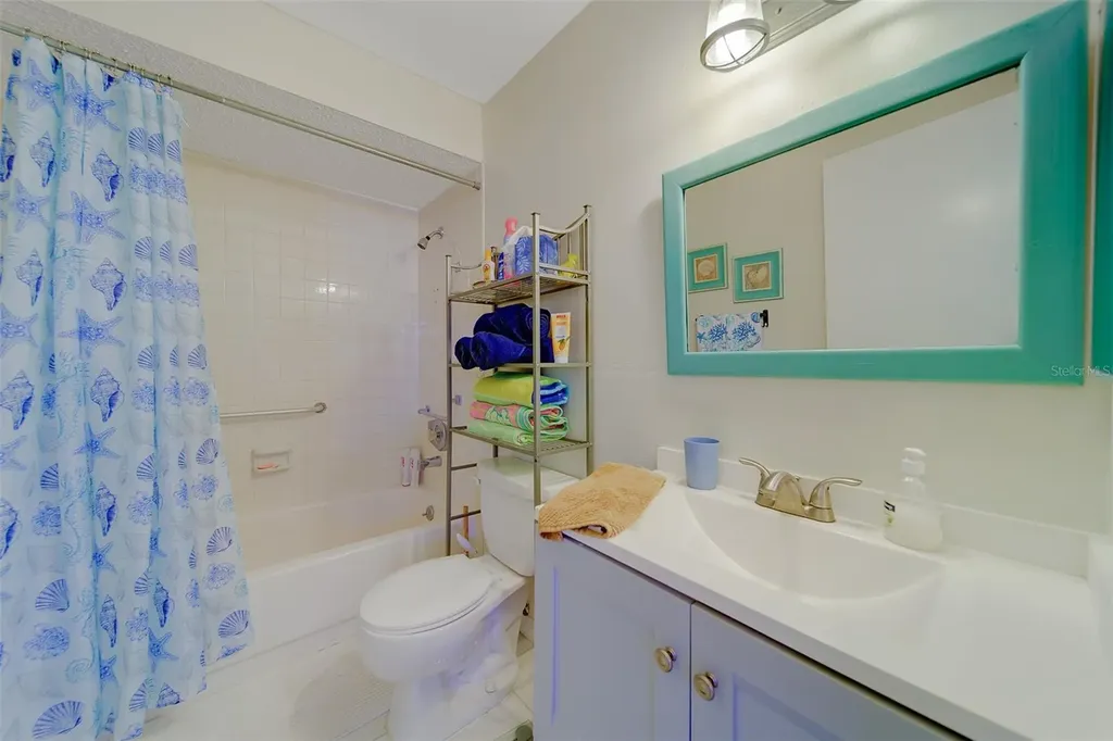 13827 Mission Oaks Boulevard Seminole FL 33776