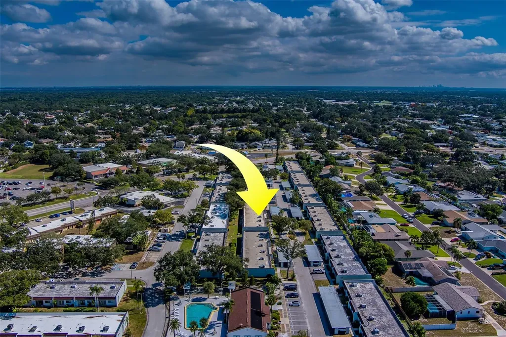 13827 Mission Oaks Boulevard Seminole FL 33776