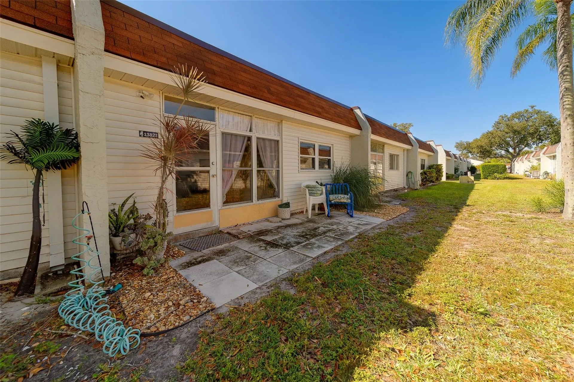 13827 Mission Oaks Boulevard Seminole FL 33776