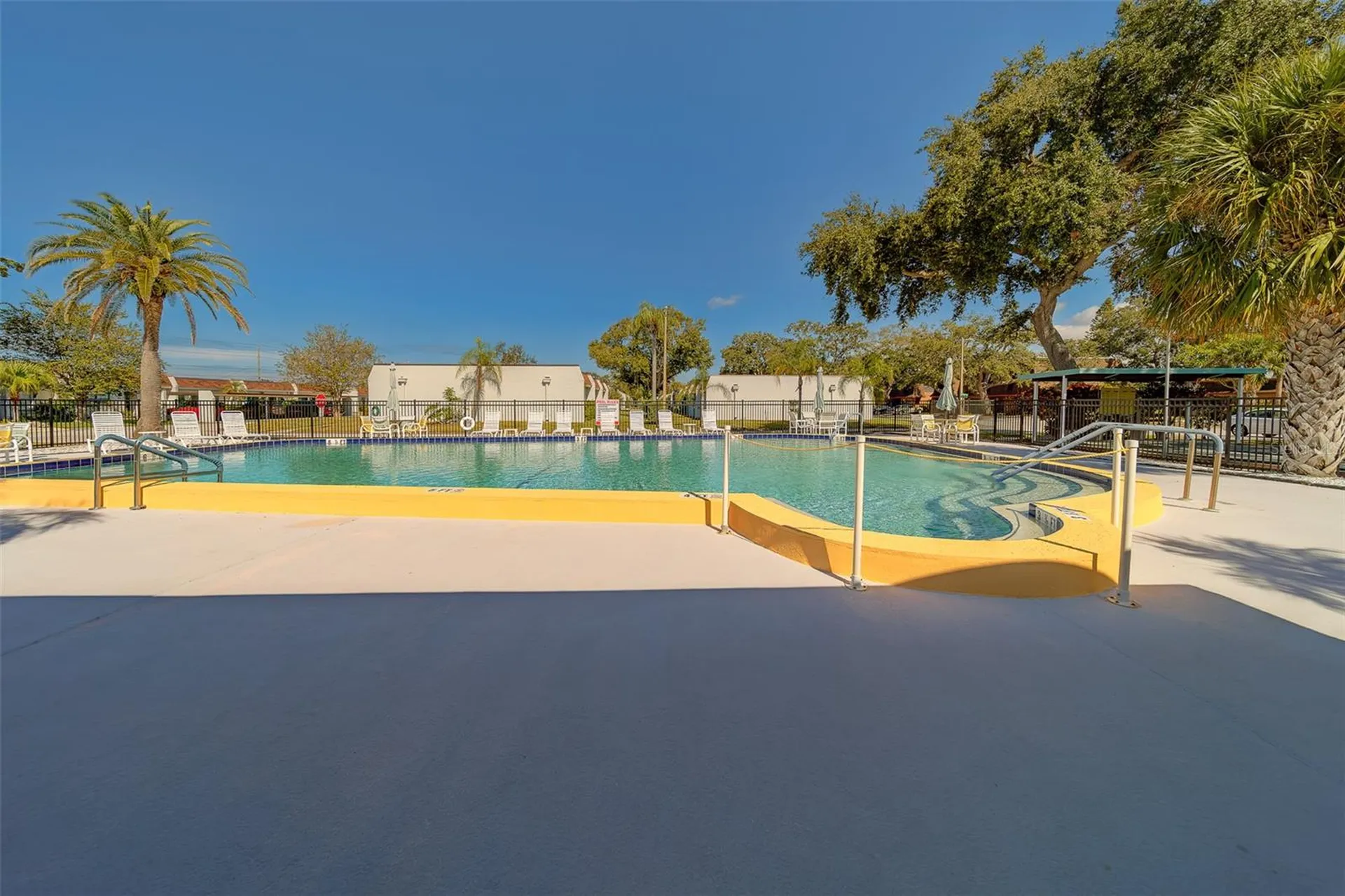 13827 Mission Oaks Boulevard Seminole FL 33776