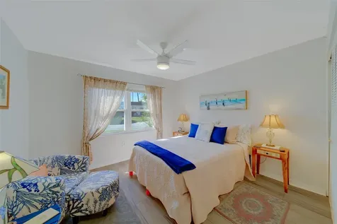 13827 Mission Oaks Boulevard Seminole FL 33776