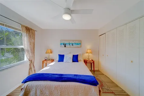 13827 Mission Oaks Boulevard Seminole FL 33776