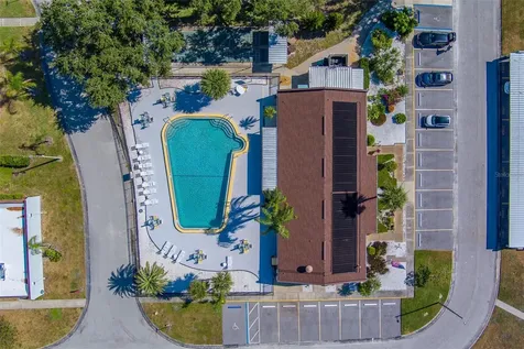 13827 Mission Oaks Boulevard Seminole FL 33776
