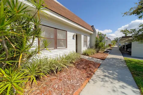 13827 Mission Oaks Boulevard Seminole FL 33776