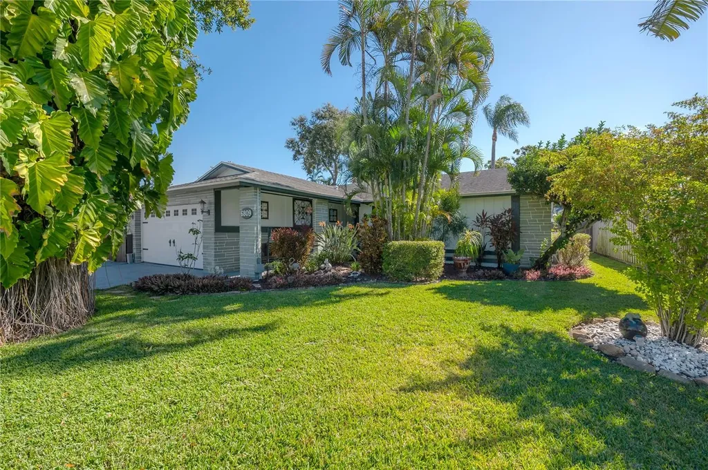 6809 Sandwater Trail N Pinellas Park FL 33781