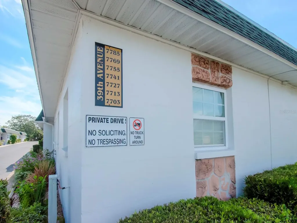7755 39th Avenue N St Petersburg FL 33709