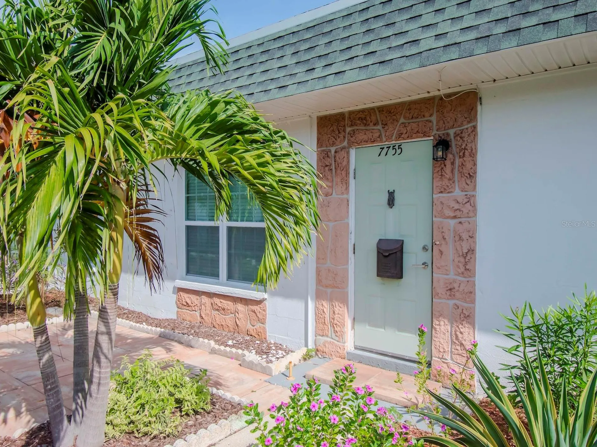 7755 39th Avenue N St Petersburg FL 33709