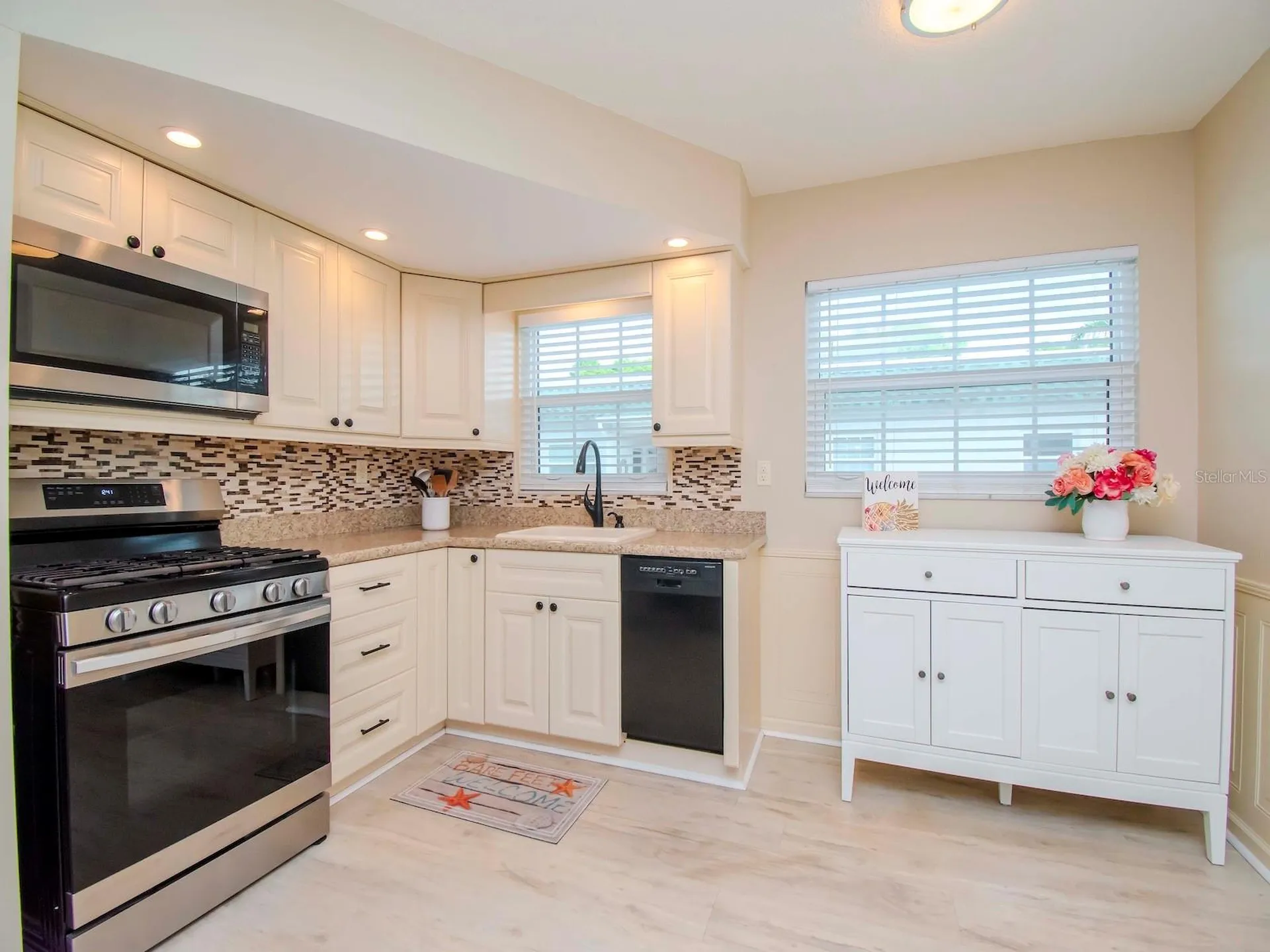 7755 39th Avenue N St Petersburg FL 33709