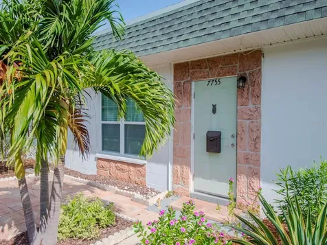 7755 39th Avenue N St Petersburg FL 33709