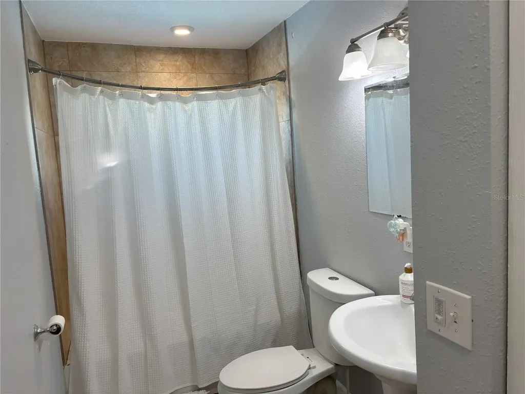 6569 Benham Court Orlando FL 32818