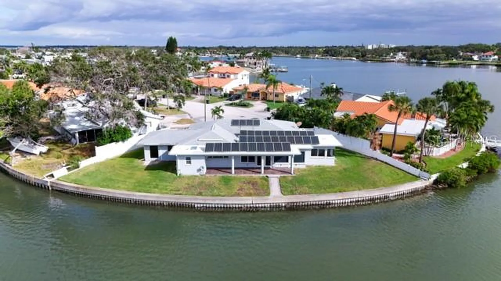 7800 4th Avenue S St Petersburg FL 33707