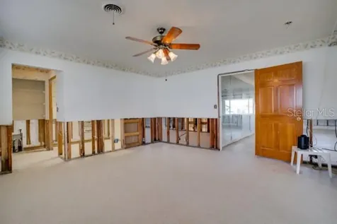 7800 4th Avenue S St Petersburg FL 33707