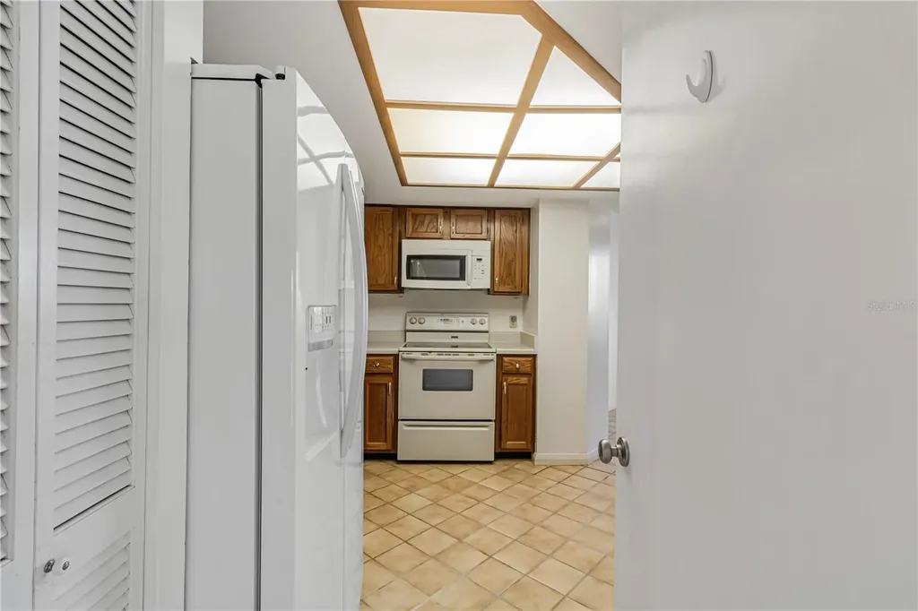 5940 Pelican Bay Plaza S Gulfport FL 33707