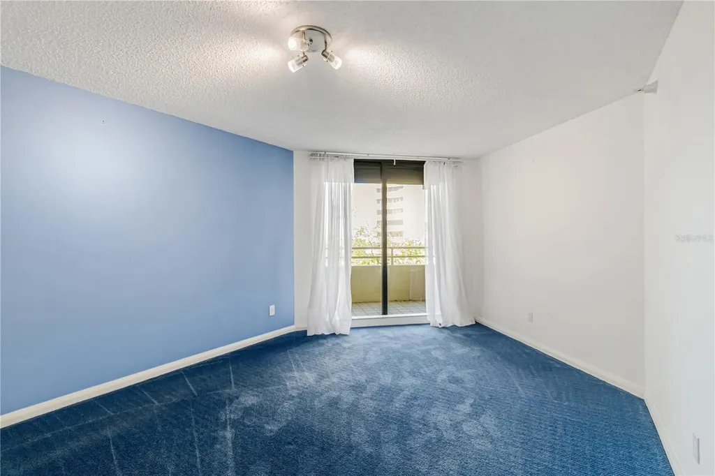 5940 Pelican Bay Plaza S Gulfport FL 33707