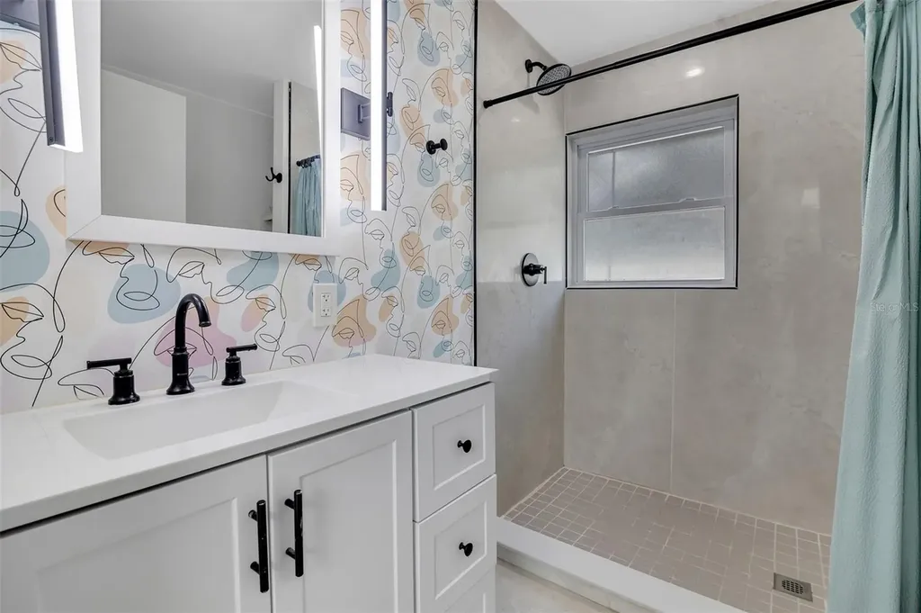 529 E Harding Street Orlando FL 32806