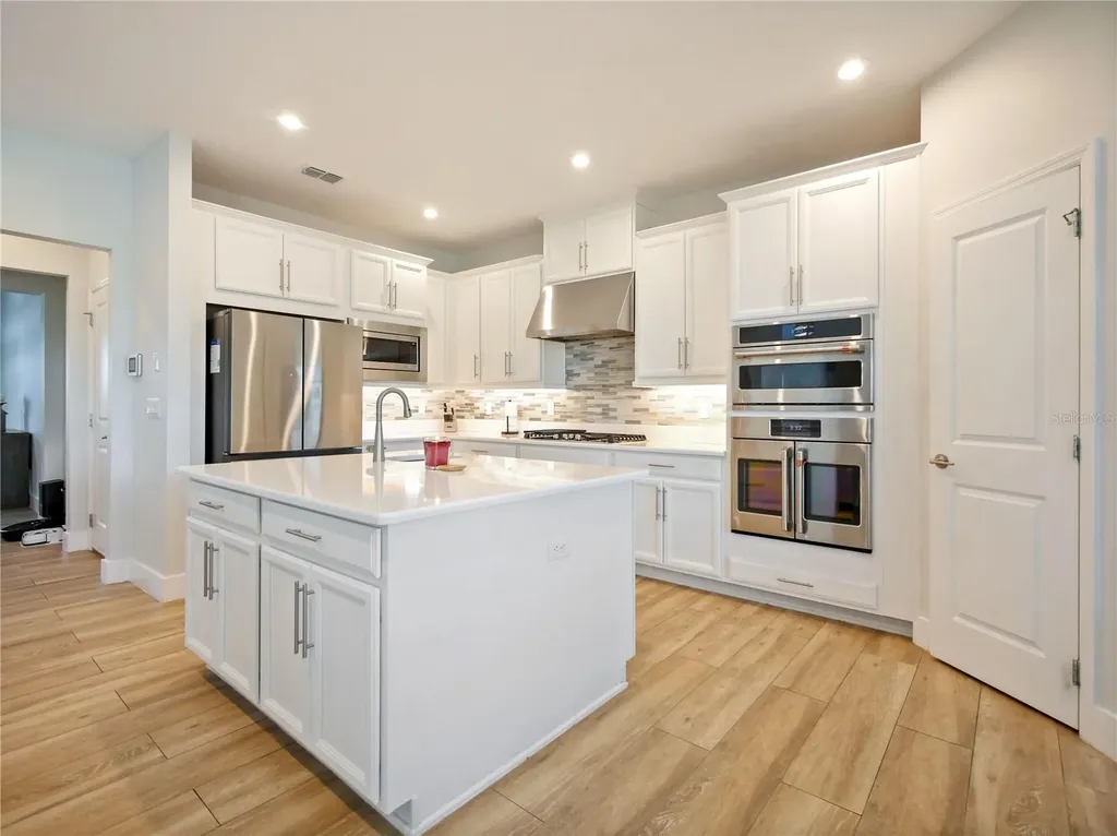 2196 Cedar Springs Way Clermont FL 34715