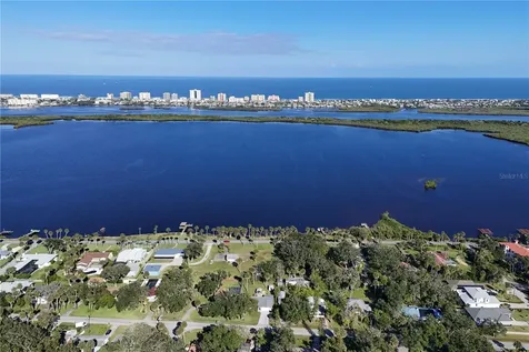 5040 Riverside Drive Port Orange FL 32127