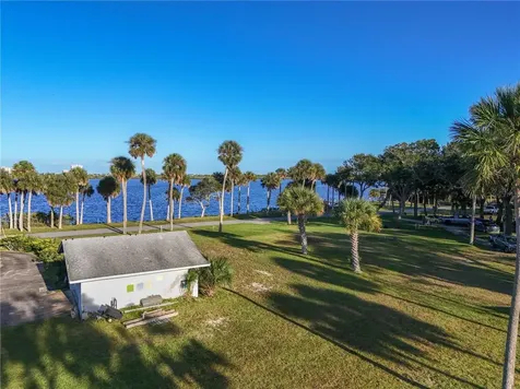 5040 Riverside Drive Port Orange FL 32127