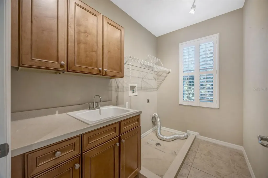 9610 Bay Grove Lane Tampa FL 33615