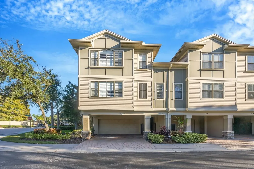 9610 Bay Grove Lane Tampa FL 33615